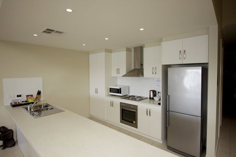 Wallaroo Marina Apartments - Northern Rivers Accommodation 6