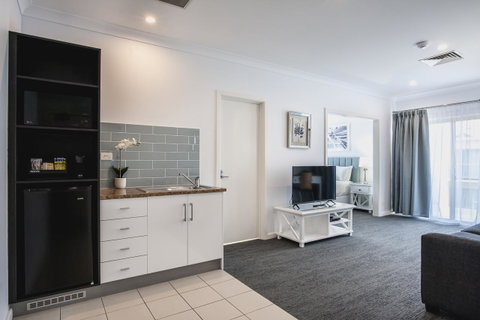 Marina Hotel - Northern Rivers Accommodation 12