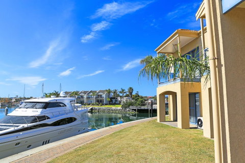 Marina Hotel - Northern Rivers Accommodation 27