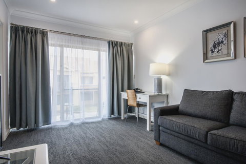 Marina Hotel - Northern Rivers Accommodation 3