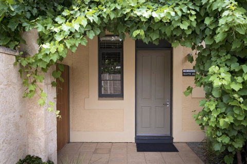 The Louise - Northern Rivers Accommodation 34