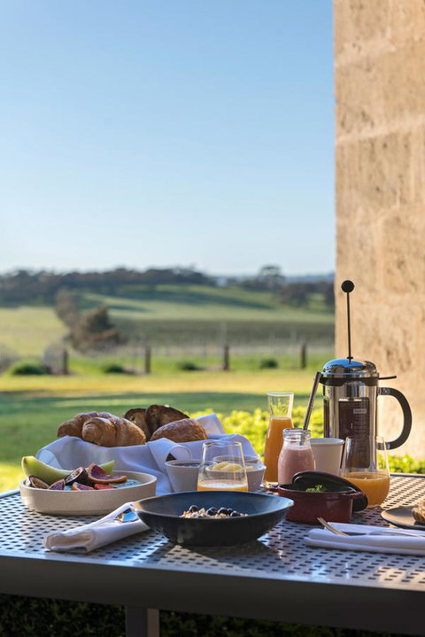 The Louise - Northern Rivers Accommodation 38