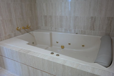Pacific Bay Resort - Northern Rivers Accommodation 23
