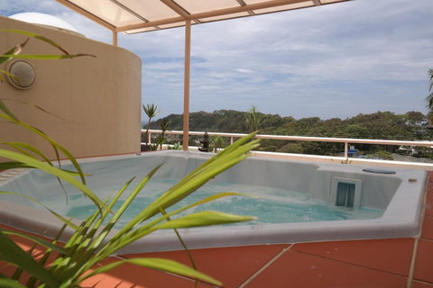 Pacific Bay Resort - Northern Rivers Accommodation 13
