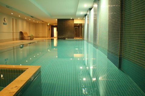 Beachside Luxury Apartments One & Two Bedroom In Beachfront Oaks Pier Building - Northern Rivers Accommodation 39