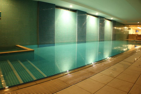 Beachside Luxury Apartments One & Two Bedroom In Beachfront Oaks Pier Building - Northern Rivers Accommodation 36