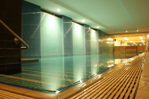 Beachside Luxury Apartments One & Two Bedroom In Beachfront Oaks Pier Building - Northern Rivers Accommodation 34