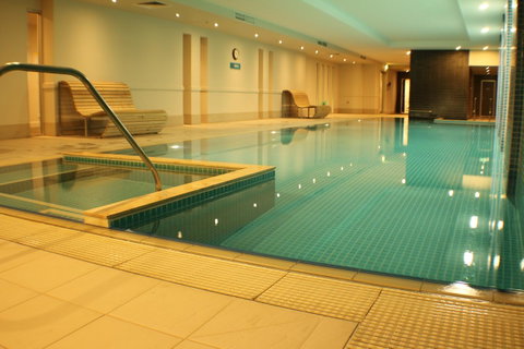 Beachside Luxury Apartments One & Two Bedroom In Beachfront Oaks Pier Building - Northern Rivers Accommodation 38