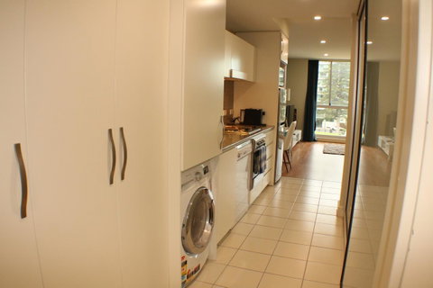 Beachside Luxury Apartments One & Two Bedroom In Beachfront Oaks Pier Building - Northern Rivers Accommodation 7