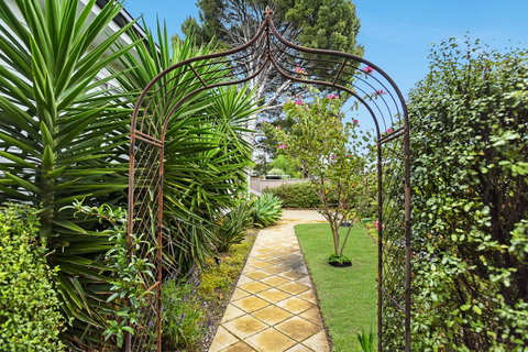 Ainslie Roberts Drive Retreat - Northern Rivers Accommodation 15