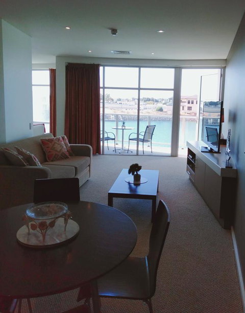 Wallaroo Marina Executive Apartments - Northern Rivers Accommodation 5