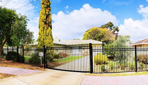 Beautiful Garden House - Northern Rivers Accommodation 7