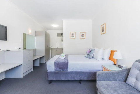 Hi 5 Glenelg Studio Apartment - Northern Rivers Accommodation 2