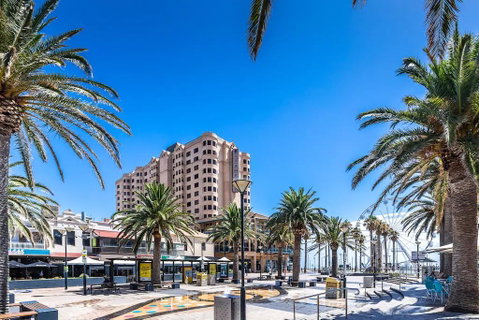 Hi 5 Glenelg Studio Apartment - Northern Rivers Accommodation 30