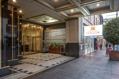 Hotel Grand Chancellor Adelaide - Northern Rivers Accommodation 0