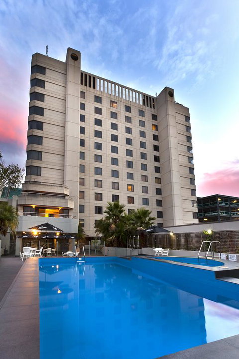 Hotel Grand Chancellor Adelaide - Northern Rivers Accommodation 3