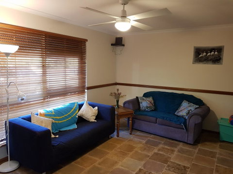 Frog Song At Willunga - Northern Rivers Accommodation 6