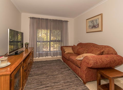 Tanunda\'s Magpie House - Northern Rivers Accommodation 9