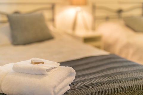 The Tudor House - Northern Rivers Accommodation 13