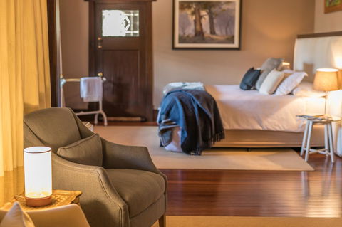 The Tudor House - Northern Rivers Accommodation 1