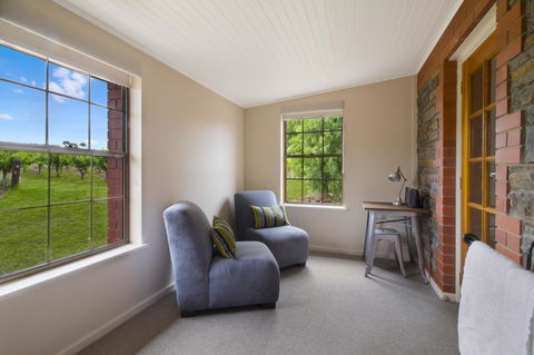 Stonewell Cottages And Vineyards - Northern Rivers Accommodation 20