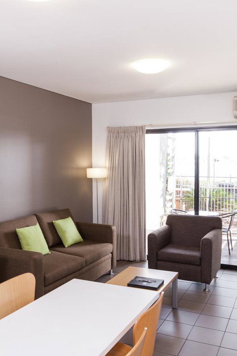 Majestic Oasis Apartments - Northern Rivers Accommodation 17