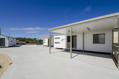 Rocks Retreat Cabin - Dolphin - Northern Rivers Accommodation 0
