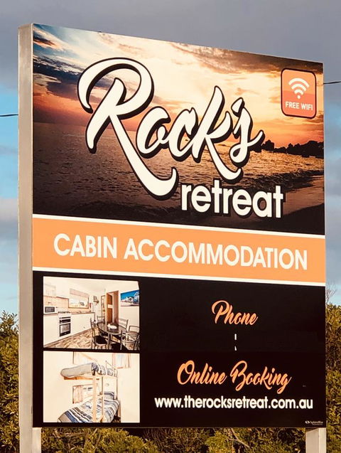 Rocks Retreat Cabin - Dolphin - Northern Rivers Accommodation 1