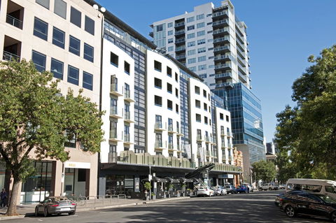Mantra Hindmarsh Square - Northern Rivers Accommodation 5