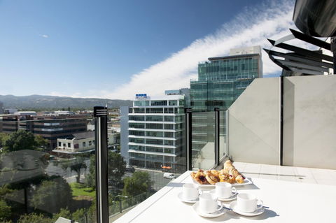 Mantra Hindmarsh Square - Northern Rivers Accommodation 4