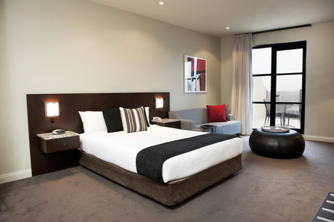 Mantra Hindmarsh Square - Northern Rivers Accommodation 12