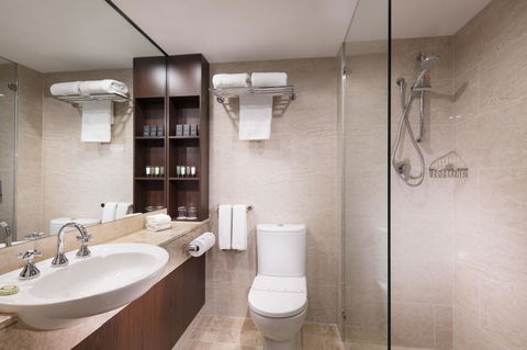 Stamford Plaza Adelaide - Northern Rivers Accommodation 9