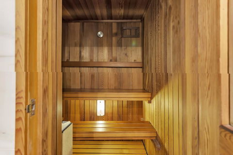 Stamford Plaza Adelaide - Northern Rivers Accommodation 38