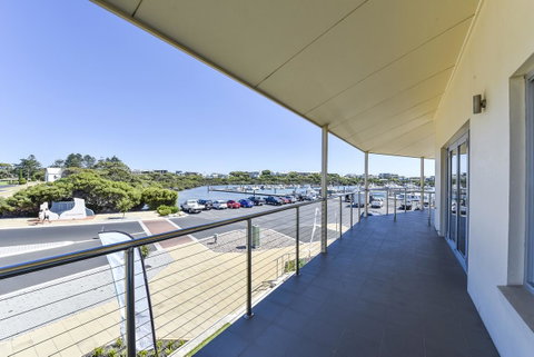 Aloha Waterfront Properties - Northern Rivers Accommodation 10