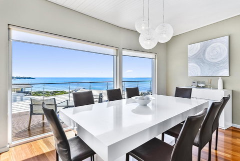 Aloha Waterfront Properties - Northern Rivers Accommodation 11