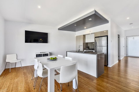 Aloha Waterfront Properties - Northern Rivers Accommodation 16