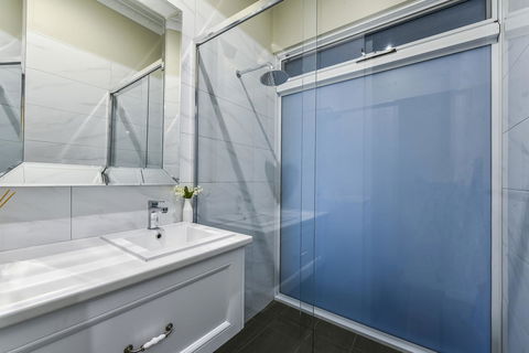 Aloha Central Luxury Apartments - Northern Rivers Accommodation 18