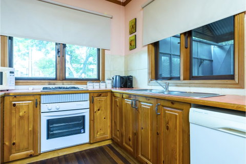 Rustic On 13th - Northern Rivers Accommodation 6