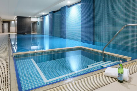 Oaks Glenelg Plaza Pier Suites - Northern Rivers Accommodation 10