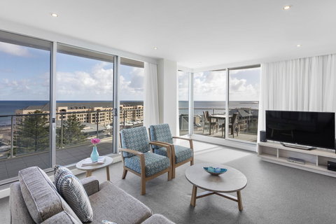 Oaks Glenelg Liberty Suites - Northern Rivers Accommodation 36