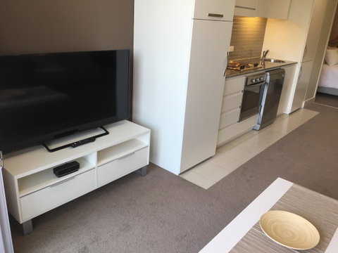 Beachside Luxury Getaway In Glenelg - Northern Rivers Accommodation 10