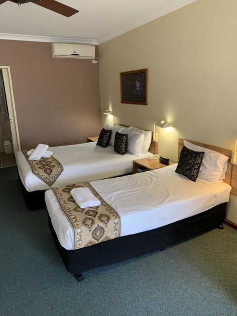 Cumberland Motor Inn - Northern Rivers Accommodation 9