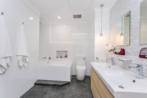Heart Of Glenelg BnB - Northern Rivers Accommodation 2