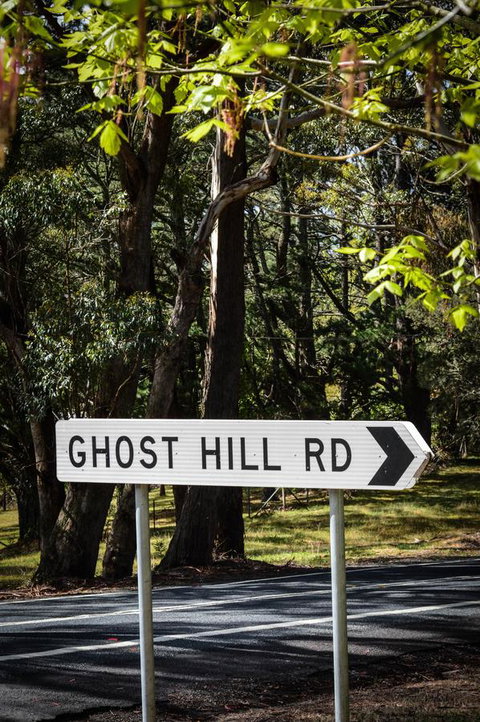 Ghost Hill Road Retreat - Northern Rivers Accommodation 12