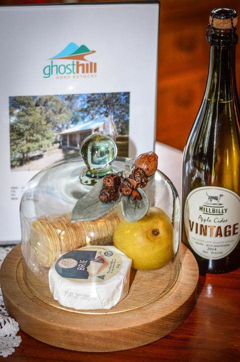 Ghost Hill Road Retreat - Northern Rivers Accommodation 25