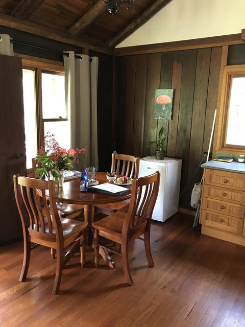 Ghost Hill Road Retreat - Northern Rivers Accommodation 2