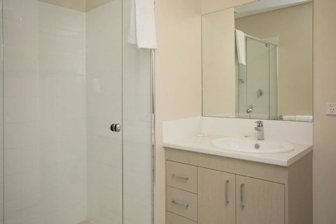 Hume Serviced Apartments - Northern Rivers Accommodation 21