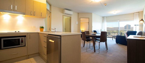 Hume Serviced Apartments - Northern Rivers Accommodation 6