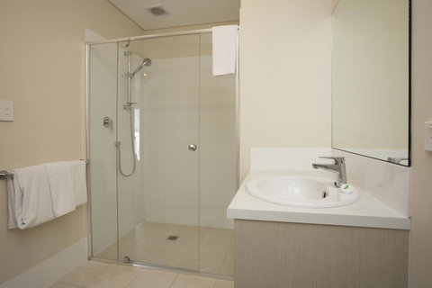 Hume Serviced Apartments - Northern Rivers Accommodation 8