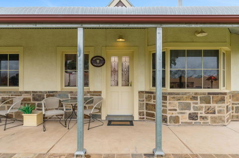 Barossa Vineyard Cottages - Northern Rivers Accommodation 28